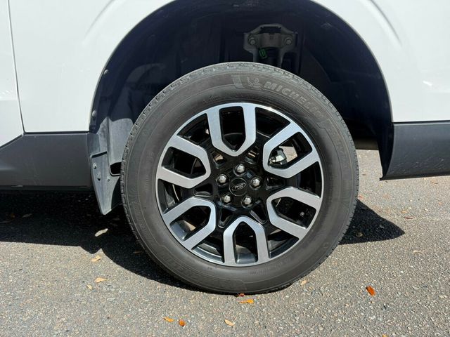 2023 Ford Maverick LARIAT FWD SuperCrew - 22989565 - 7