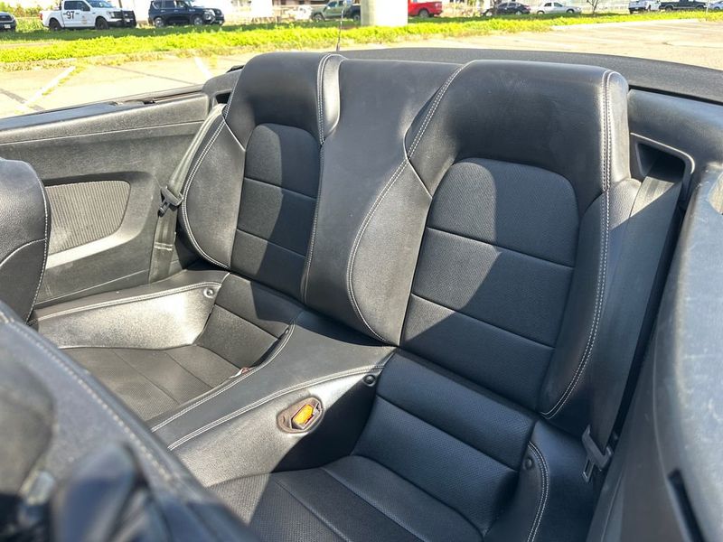 2023 Ford Mustang EcoBoost Premium Convertible - 22980597 - 14
