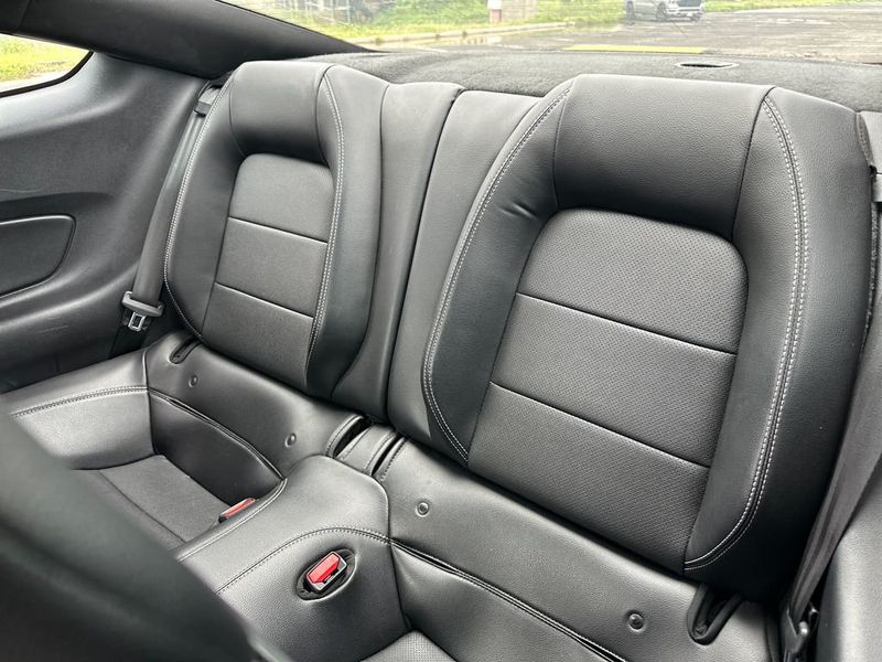 2023 Ford Mustang EcoBoost Premium Fastback - 22997321 - 14