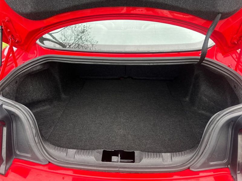 2023 Ford Mustang EcoBoost Premium Fastback - 22997321 - 19