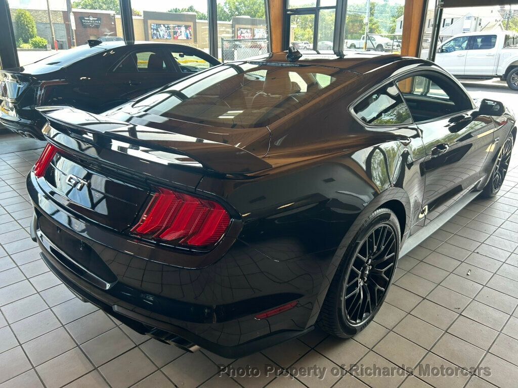 2023 Ford Mustang GT Premium photo 5