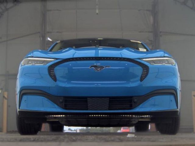 2023 Ford Mustang Mach-E California Route 1 AWD - 23069512 - 3