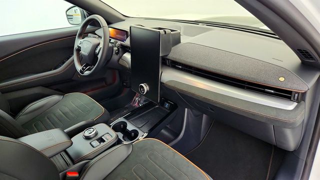 2023 Ford Mustang Mach-E GT AWD - 22958241 - 23