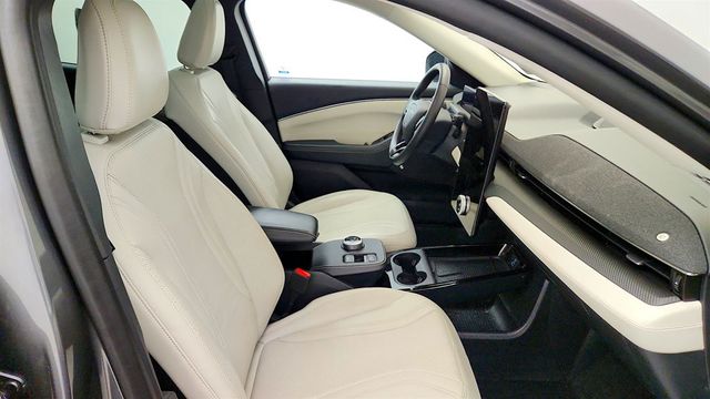 2023 Ford Mustang Mach-E Premium - 22282657 - 21