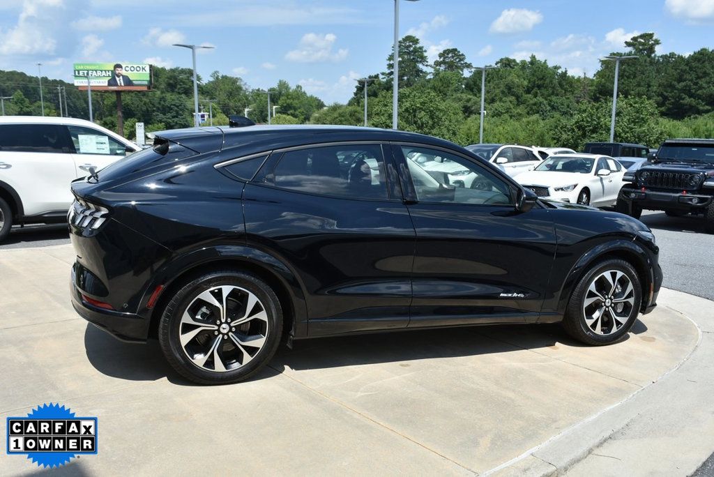 2023 Ford Mustang Mach-E Premium photo 11