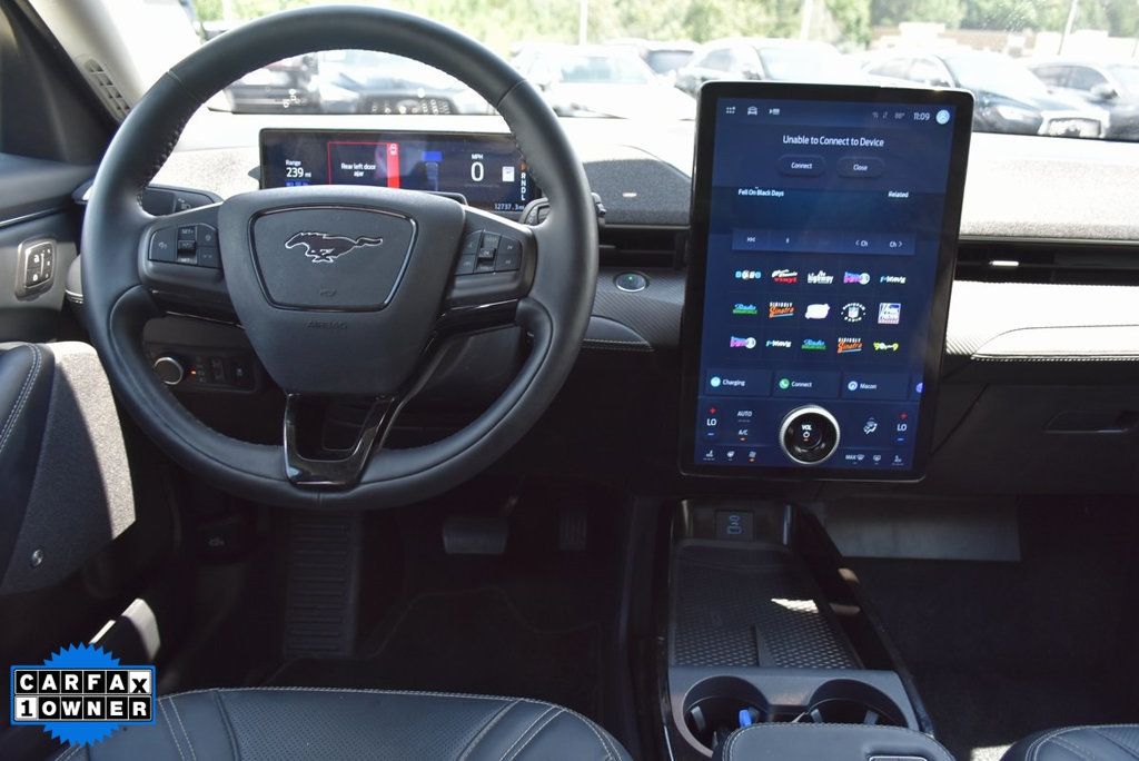 2023 Ford Mustang Mach-E Premium photo 17