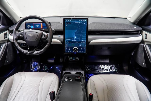 2023 Ford Mustang-Mach-e Premium's photo