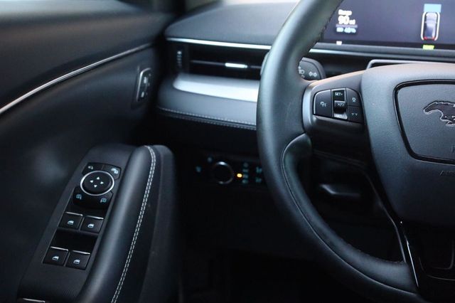 2023 Ford Mustang Mach-E Select - 23069694 - 28