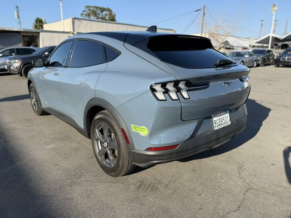 Ford Mustang Mach-E photo 6