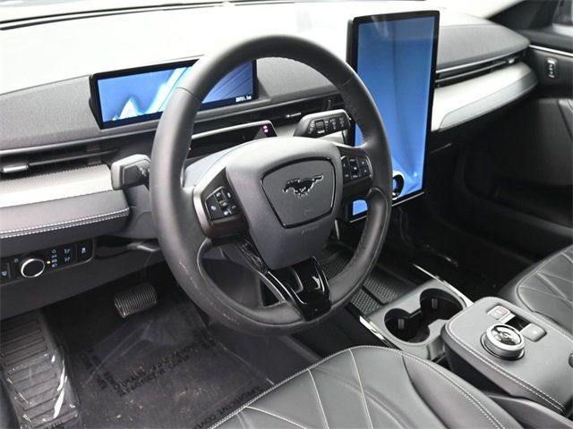 2023 Ford Mustang Mach-E Select photo 4