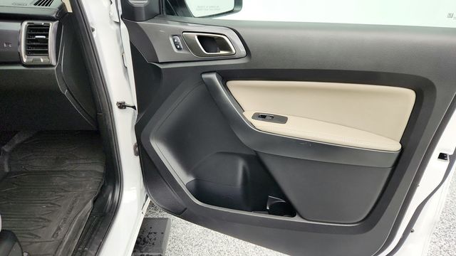 2023 Ford Ranger LARIAT 4WD SuperCrew 5' Box with Trailer Tow Package - 22956494 - 25