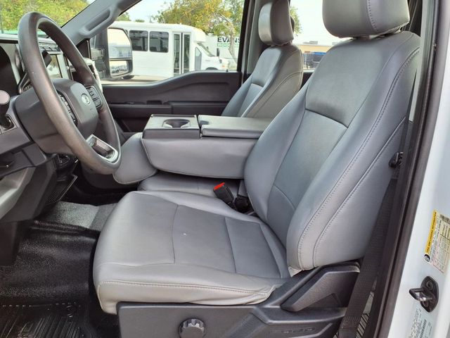 2023 Ford Super Duty F-250 SRW Crew Cab Utility Truck - 23037939 - 11