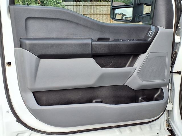 2023 Ford Super Duty F-250 SRW Crew Cab Utility Truck - 23037939 - 12