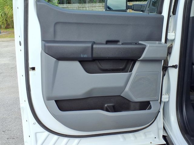 2023 Ford Super Duty F-250 SRW Crew Cab Utility Truck - 23037939 - 15