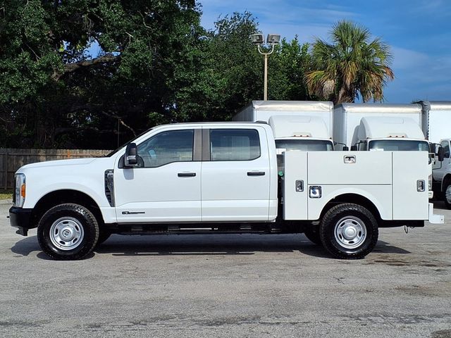 2023 Ford Super Duty F-250 SRW Crew Cab Utility Truck - 23037939 - 5