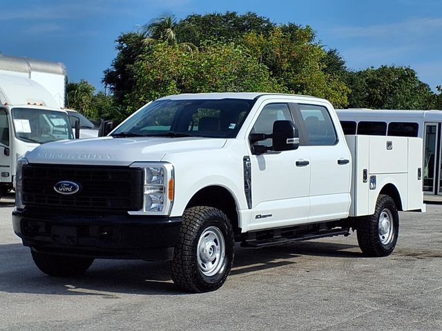 2023 Ford Super Duty F-250 SRW Crew Cab Utility Truck - 23037939 - 6