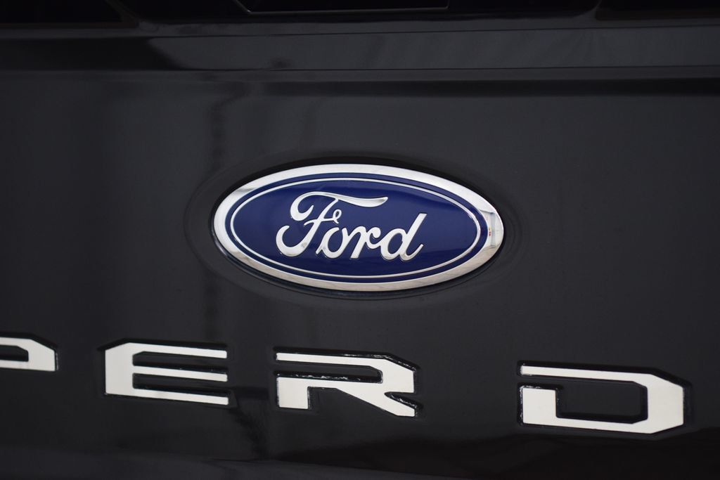 2023 Ford Super Duty F-250 SRW Lariat - 23051898 - 22