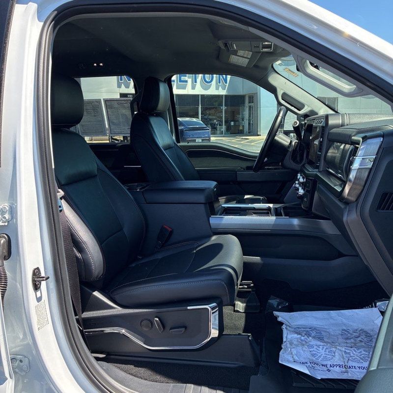 2023 Ford Super Duty F-250 SRW Lariat - 23050752 - 22