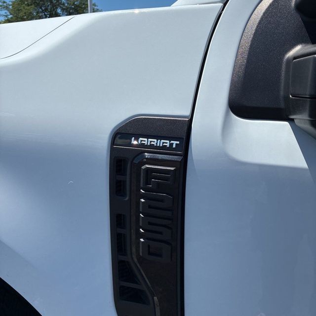 2023 Ford Super Duty F-250 SRW Lariat - 23050752 - 5