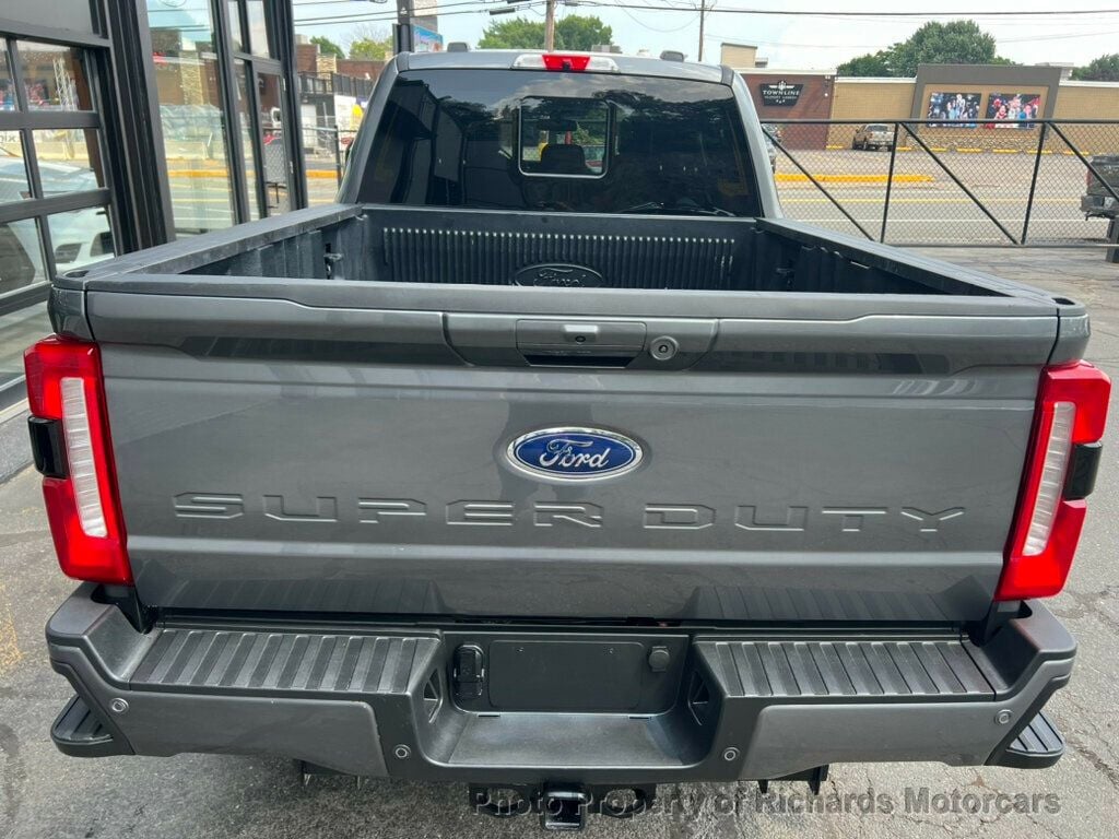 2023 Ford Super Duty F-250 SRW LARIAT 4WD Crew Cab 6.75' Box - 22537695 - 15