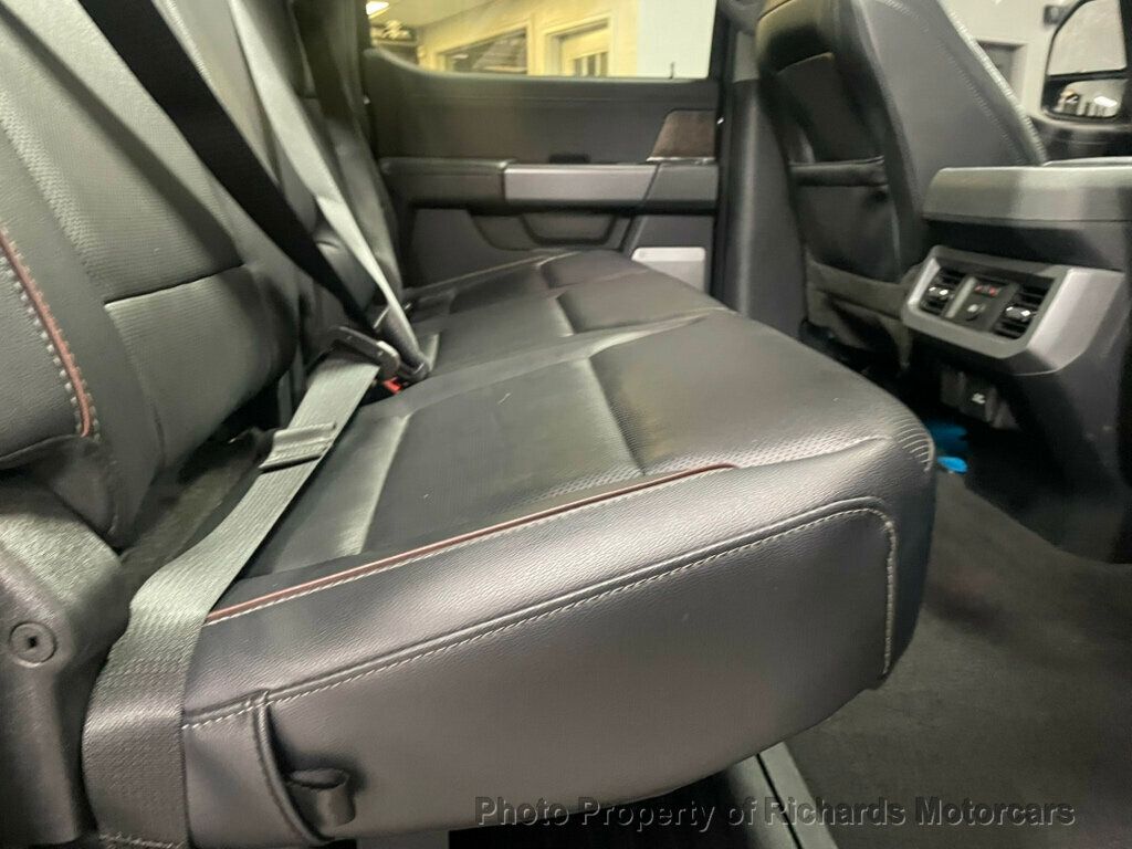 2023 Ford F-250 Lariat photo 21