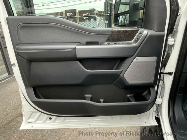 2023 Ford Super Duty F-250 SRW LARIAT 4WD Crew Cab 6.75' Box - 22949823 - 17