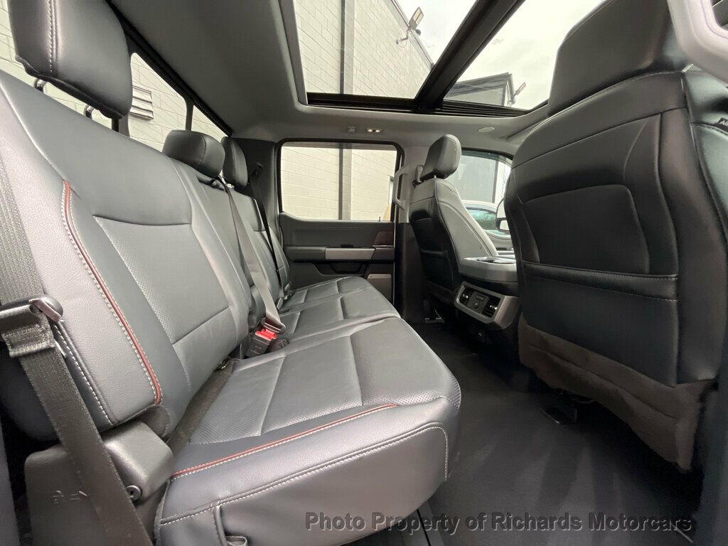 2023 Ford Super Duty F-250 SRW LARIAT 4WD Crew Cab 6.75' Box - 22949823 - 32