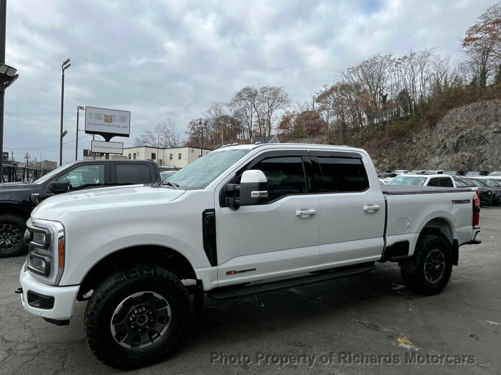 2023 Ford Super Duty F-250 SRW LARIAT 4WD Crew Cab 6.75' Box - 22949823 - 8