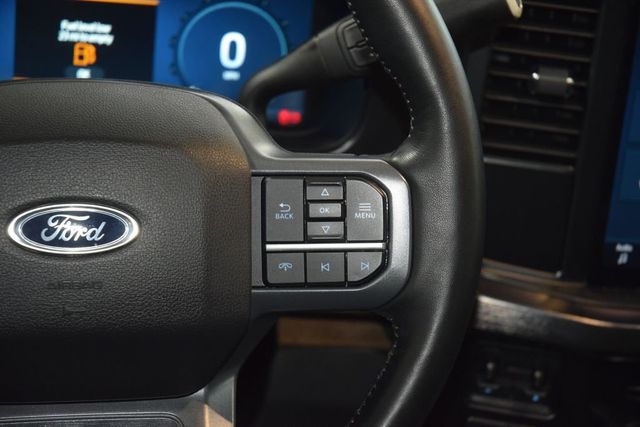 2023 Ford Super Duty F-250 SRW Lariat Black Pack FX4 - 23050752 - 36