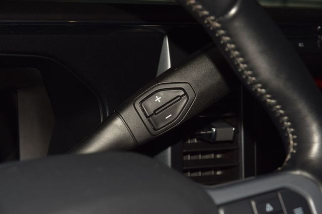 2023 Ford Super Duty F-250 SRW Lariat Black Pack FX4 - 23050752 - 37