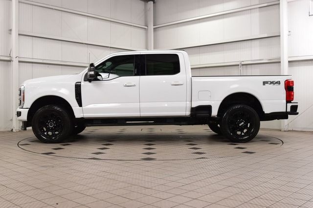 2023 Ford Super Duty F-250 SRW Lariat Black Pack FX4 - 23050752 - 3