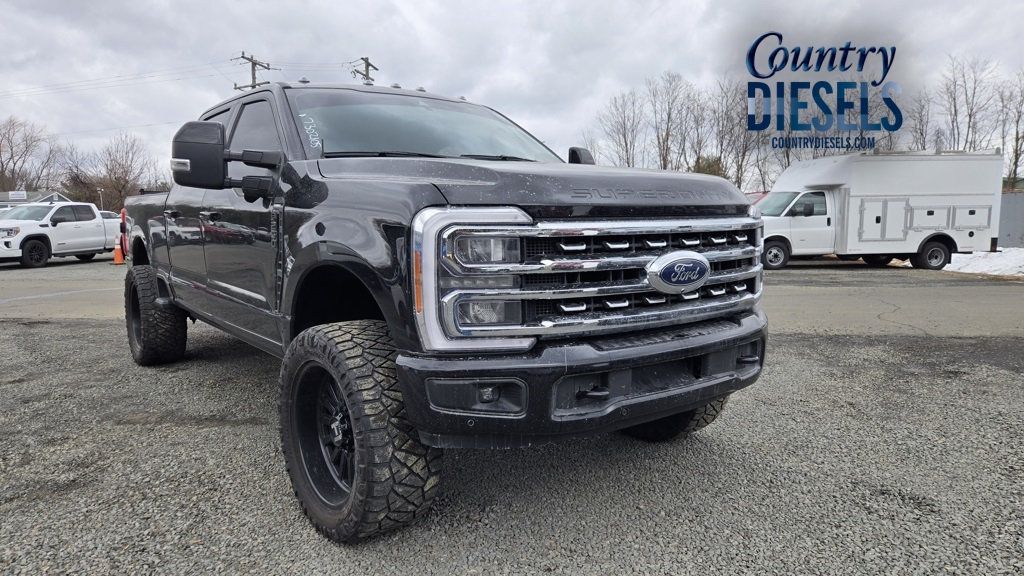 2023 Ford Super Duty F-250 SRW Lariat Ultimate Leveled - 22987553 - 0