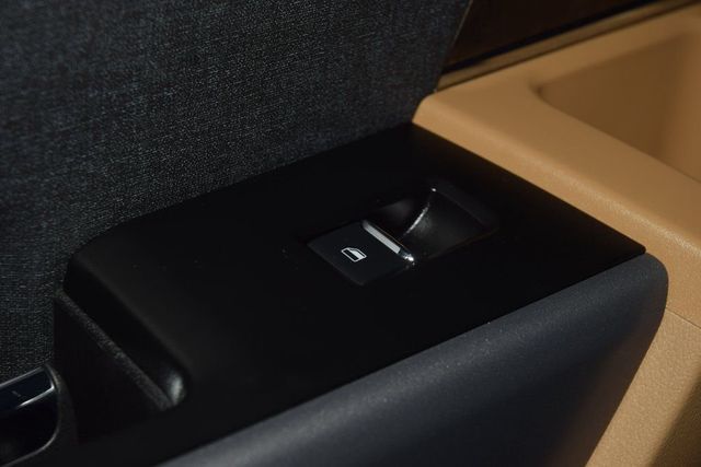 2023 Ford Super Duty F-250 SRW Lariat Ultimate Leveled - 22987553 - 42