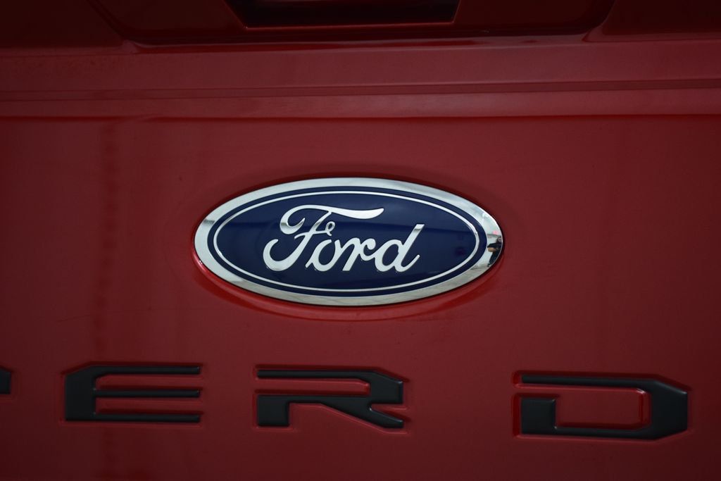 2023 Ford Super Duty F-250 SRW Lariat Ultimate Sport FX4 Lifted - 23061585 - 18