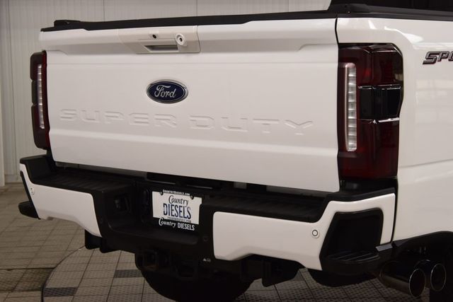2023 Ford Super Duty F-250 SRW Lariat Ultimate Sport Lifted - 23050139 - 17