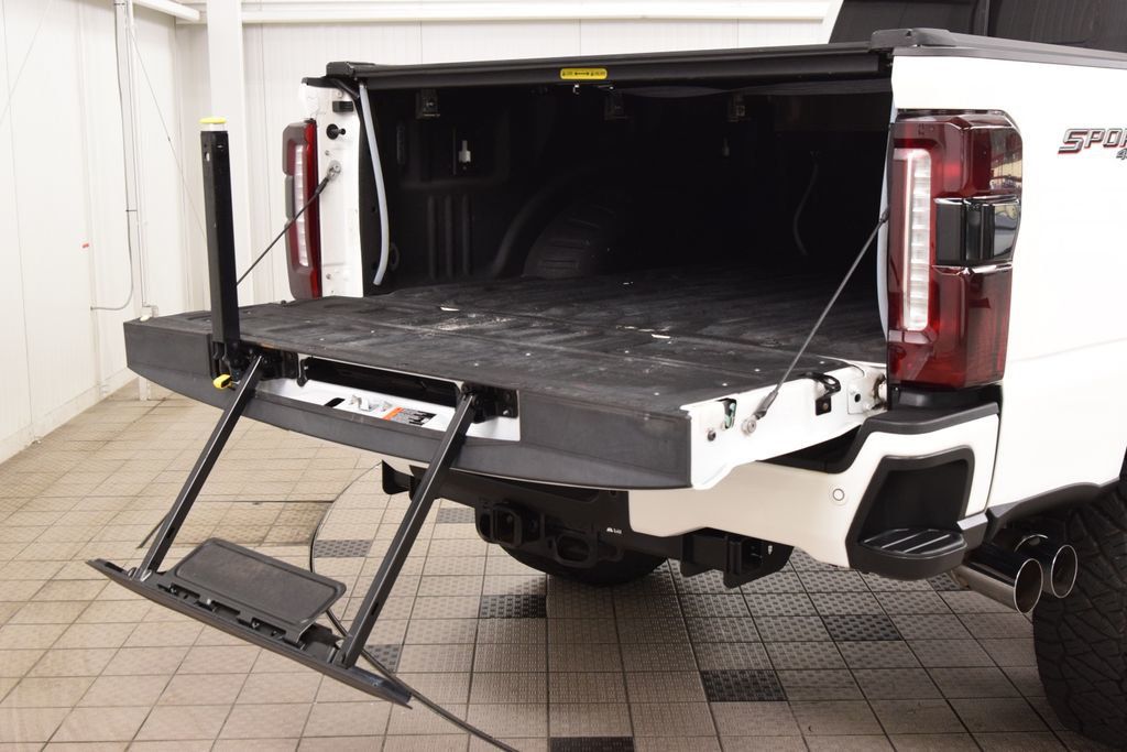2023 Ford Super Duty F-250 SRW Lariat Ultimate Sport Lifted - 23050139 - 20