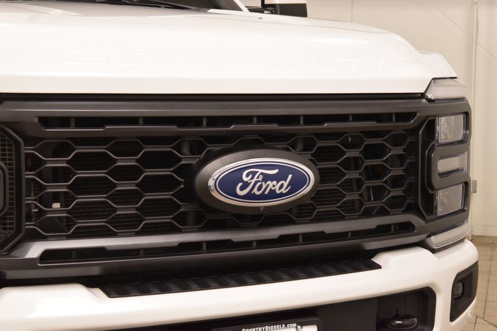 2023 Ford Super Duty F-250 SRW Lariat Ultimate Sport Lifted - 23050139 - 8