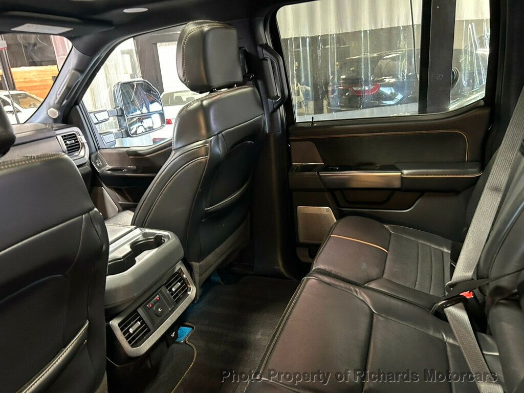 2023 Ford Super Duty F-250 SRW Platinum 4WD Crew Cab 6.75' Box - 23030422 - 17