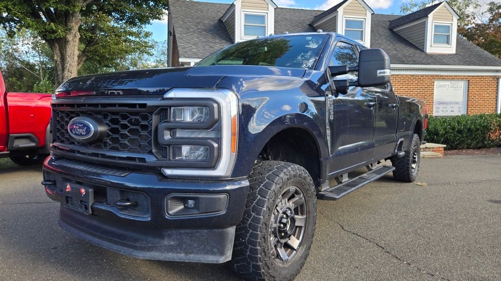 2023 Ford F-250 XLT photo 4