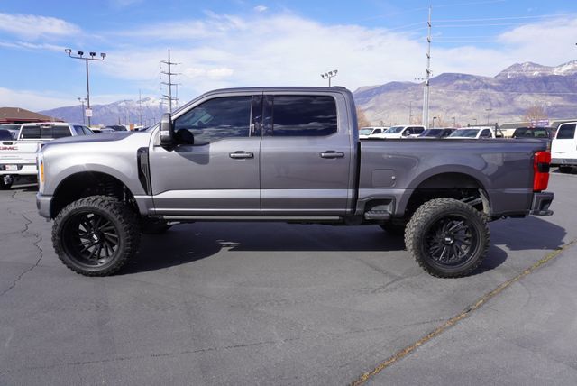 2023 Ford SUPER DUTY F-350 LARIAT - 23006205 - 1