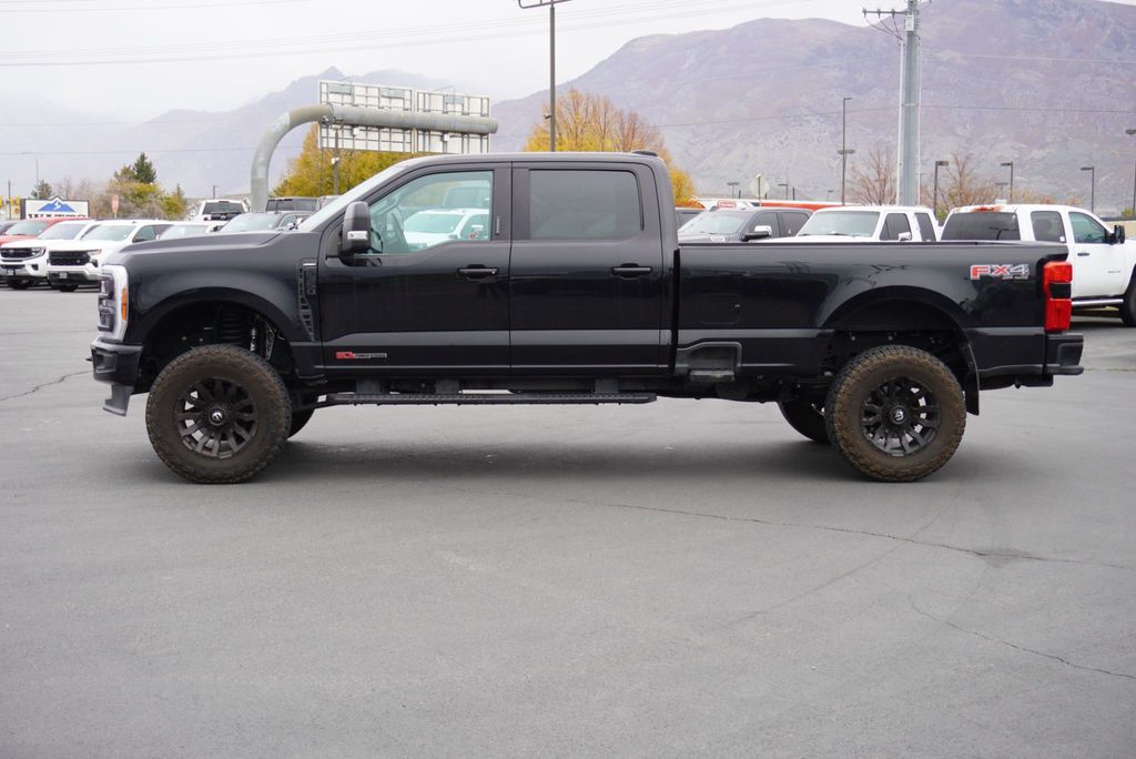 2023 Ford SUPER DUTY F-350 LARIAT - 23102264 - 1