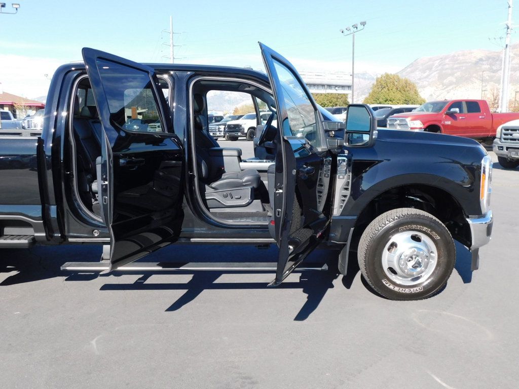 2023 Ford SUPER DUTY F-350 LARIAT FX4 - 22630614 - 29