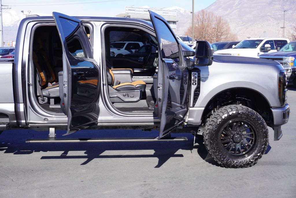 2023 Ford SUPER DUTY F-350 PLATINUM - 22981016 - 26