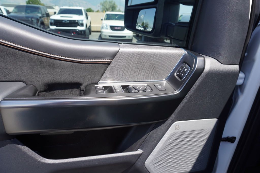 2023 Ford SUPER DUTY F-350 PLATINUM - 23043712 - 29