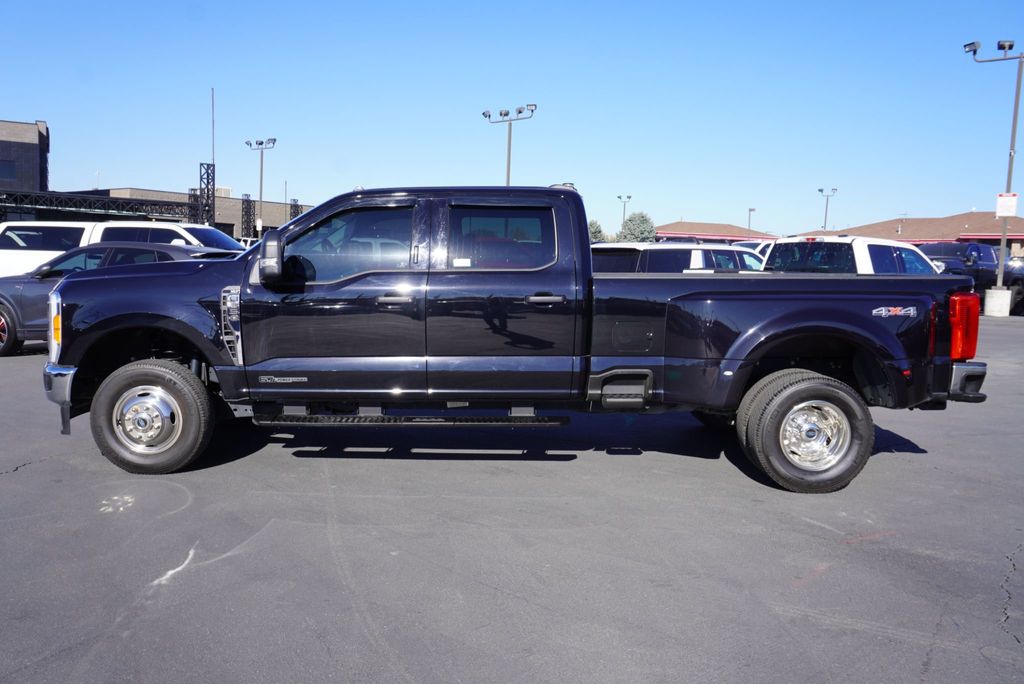 2023 Ford SUPER DUTY F-350 XLT - 22939347 - 1