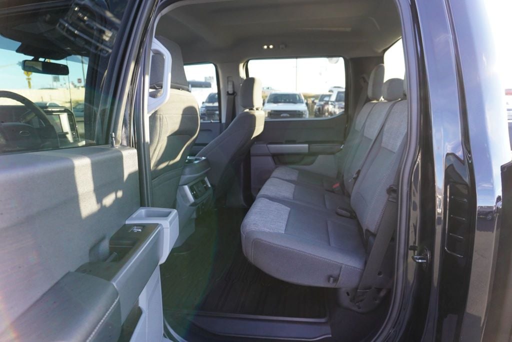 2023 Ford SUPER DUTY F-350 XLT - 22944735 - 23