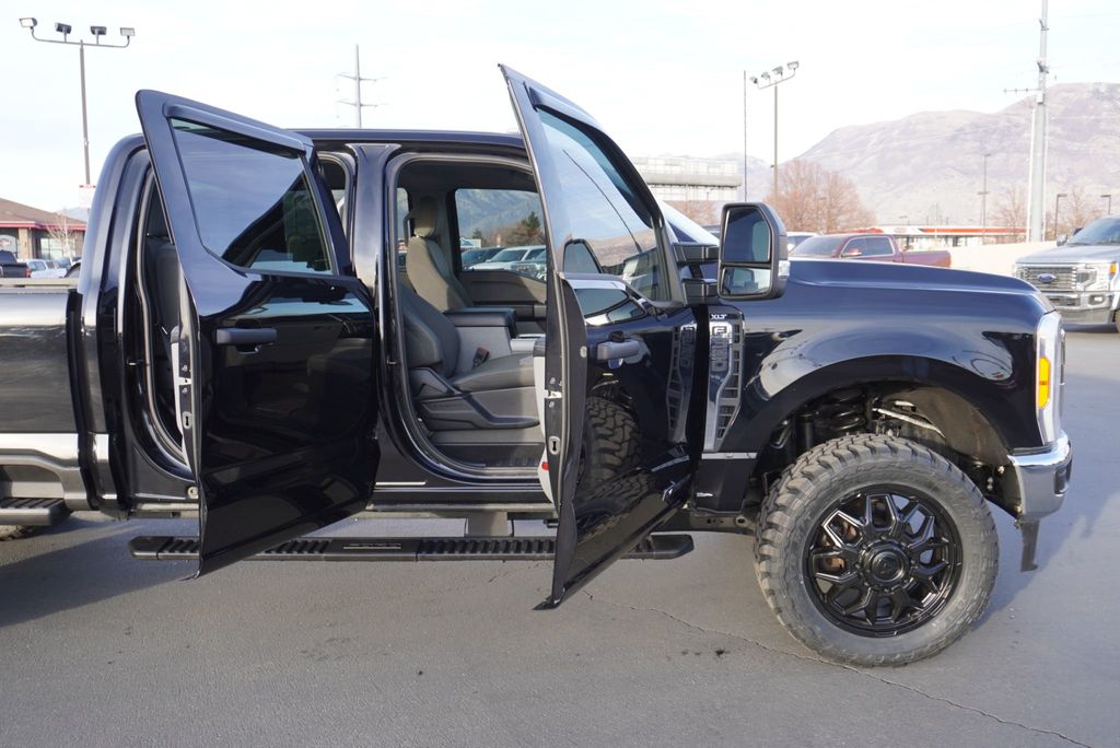 2023 Ford SUPER DUTY F-350 XLT - 22944735 - 27