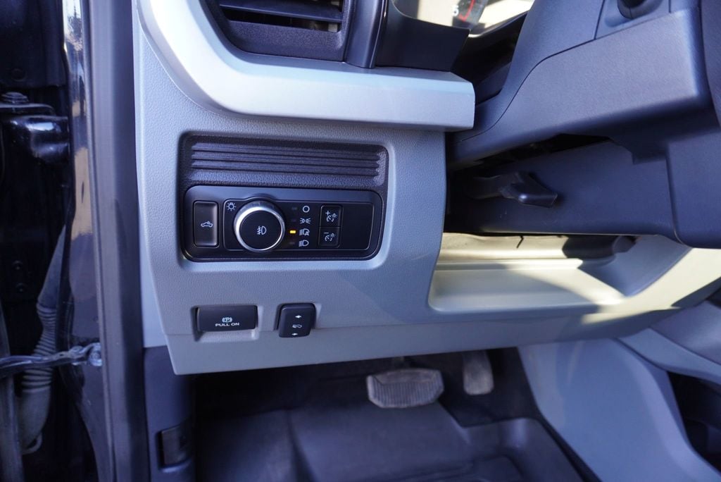 2023 Ford SUPER DUTY F-350 XLT - 22944735 - 30