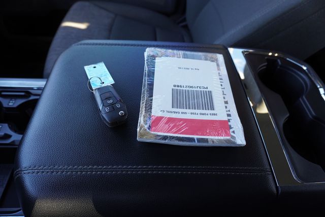 2023 Ford SUPER DUTY F-350 XLT - 22944735 - 44