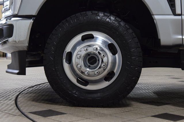 2023 Ford Super Duty F-350 DRW Lariat FX4 DRW - 22915693 - 19